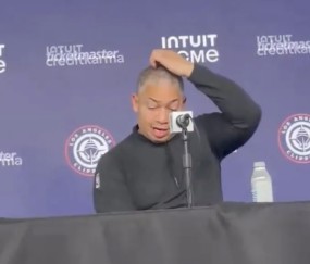 开云体育-泰伦-卢：我计划让邓恩在本赛季剩余比赛中继续担任首发