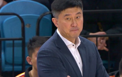 开云体育app-恭喜！徐昕收获CBA颁发的大奖 球迷：杜锋怎么看？